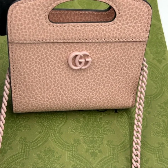 Women’s Gucci GG chain wallet made in Italy - Picture 8 of 11